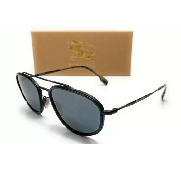Burberry Men's Matte Black Sunglasses! - Picture 1 of 4